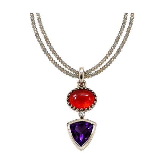 Silberkette mit Anhänger aus Feueropal, Diamant und Amethyst im Dreiecksschliff