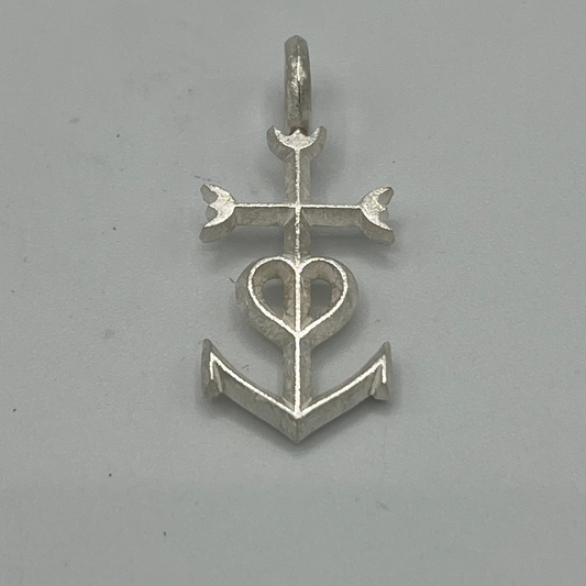 Symbol-Anhänger mit Kreuz, Herz und Anker aus Silber